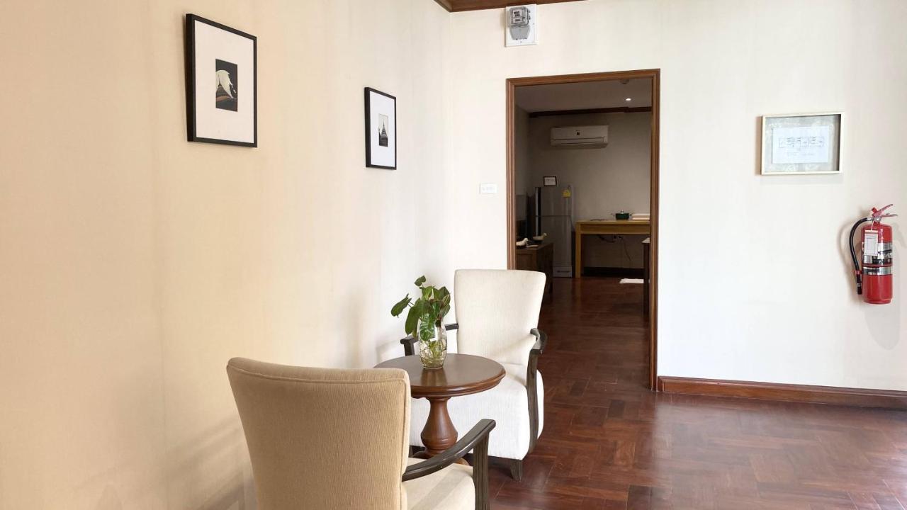 Nt Place Sukhumvit Suites Бангкок Экстерьер фото