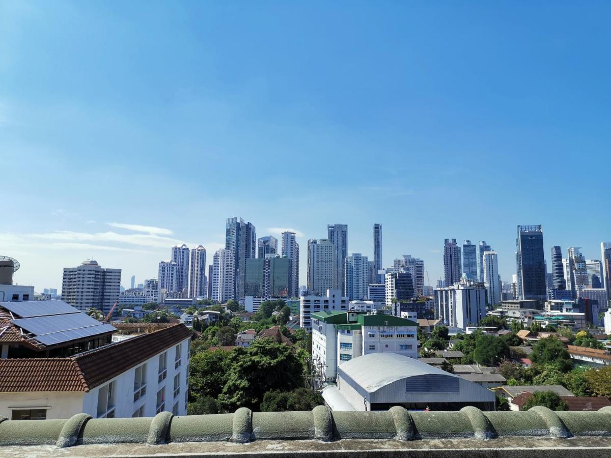 Nt Place Sukhumvit Suites Бангкок Экстерьер фото