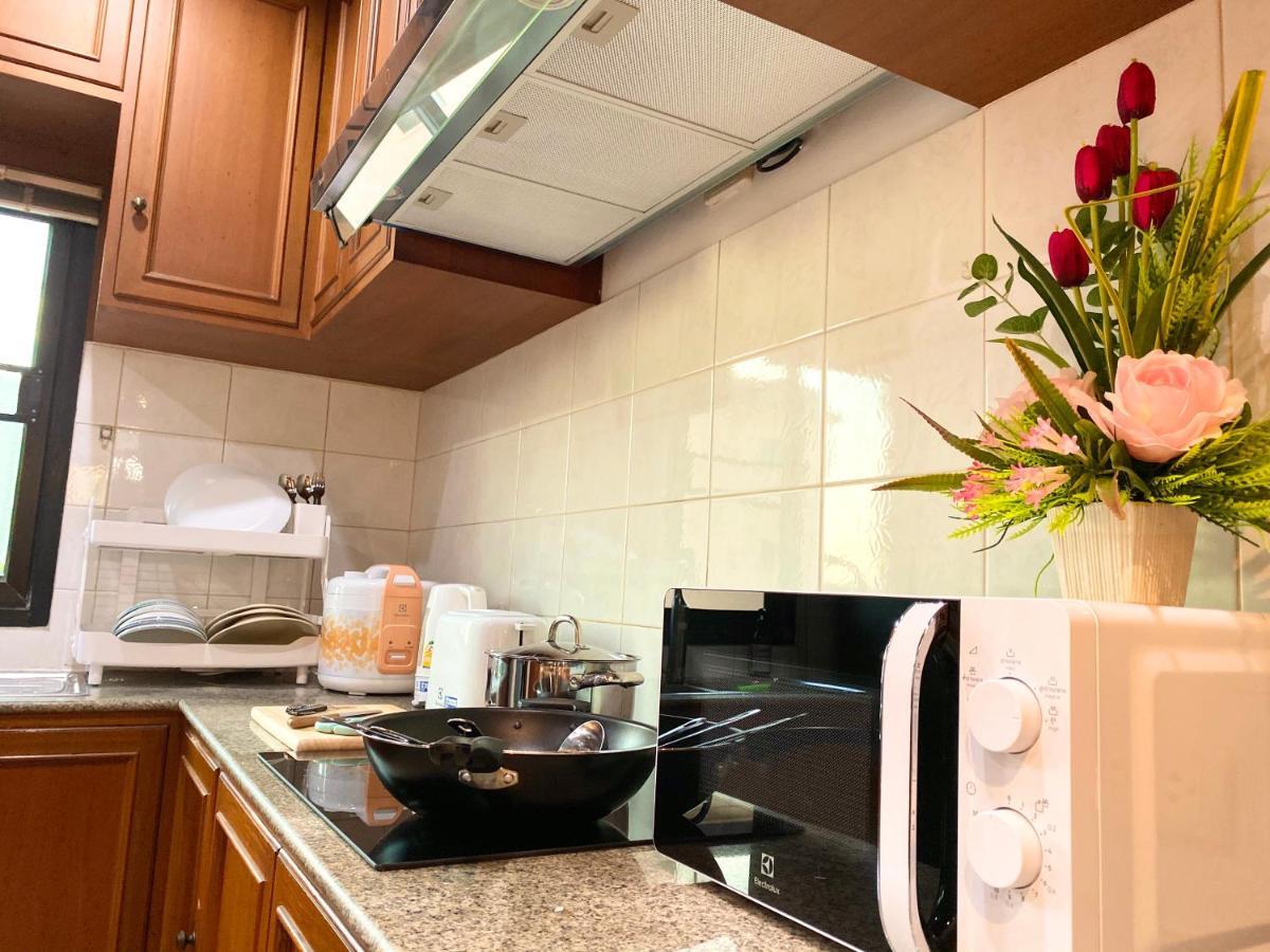 Nt Place Sukhumvit Suites Бангкок Экстерьер фото