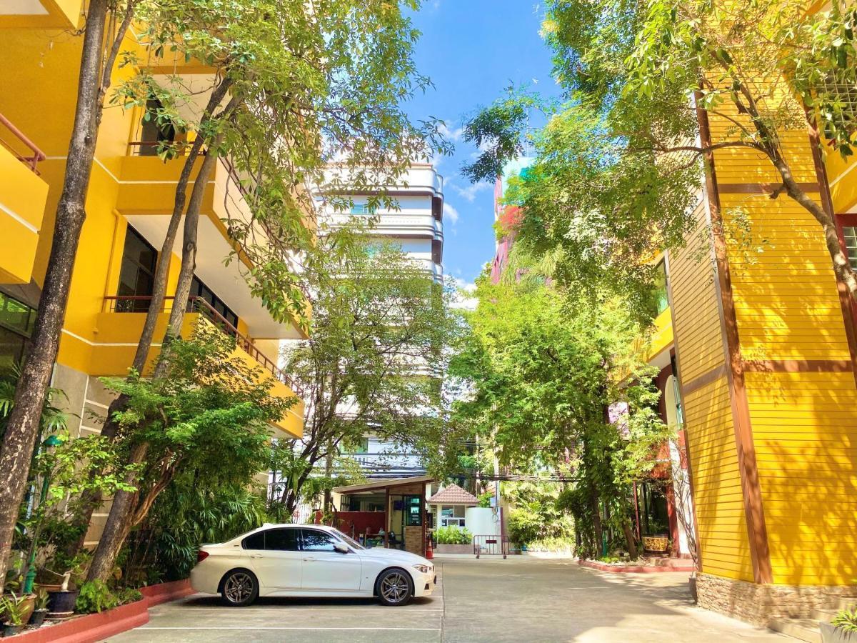 Nt Place Sukhumvit Suites Бангкок Экстерьер фото